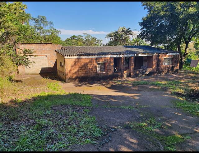 41,506M² VACANT LAND FOR SALE IN CLIFFDALE